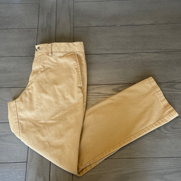 Old Navy khaki pants 32x30 - Picture 1 of 2